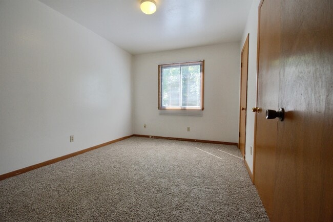 407 4th Ave E in West Fargo, ND - Building Photo - Building Photo