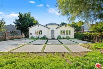 15134 Friar St in Los Angeles, CA - Building Photo - Building Photo