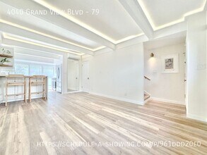 4040 Grand View Blvd-Unit -79 in Los Angeles, CA - Building Photo - Building Photo