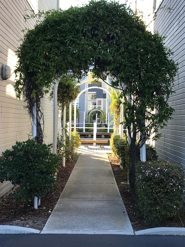 property at 826 Boardwalk Pl