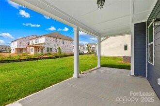 9008 Catboat St in Huntersville, NC - Building Photo - Building Photo