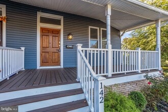 144 Snyder Pl in Moorestown, NJ - Building Photo - Building Photo
