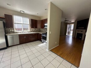 2102 Red Blossom Ct in Sparks, NV - Building Photo - Building Photo