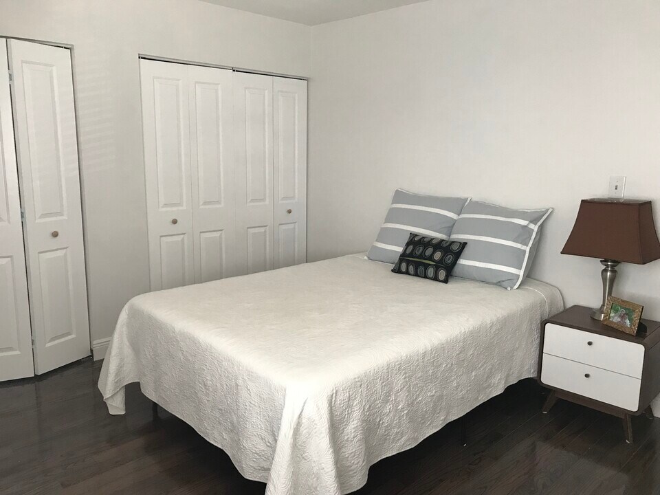 101 Old Ferry Rd, Unit 10C in Shalimar, FL - Building Photo