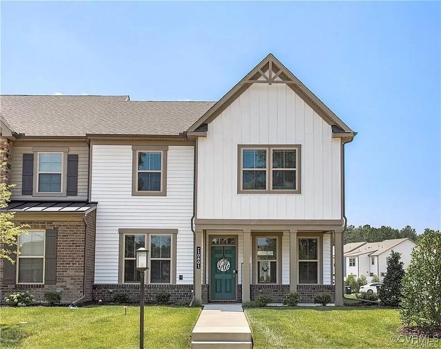 10801 Porter Park Ln in Glen Allen, VA - Building Photo