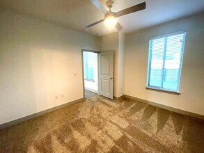 8010 Blue Goose Rd in Manor, TX - Building Photo - Building Photo