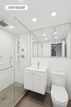 301 E 66th St in New York, NY - Building Photo - Building Photo