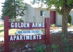 Golden Arms Apartments in Goldendale, WA - Building Photo