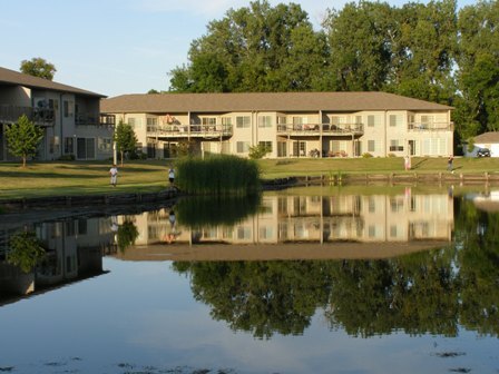 Heron Cove in Brookings, SD - Building Photo