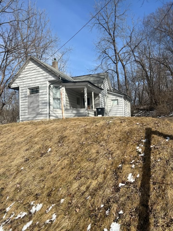 property at 718 N Wapello St.