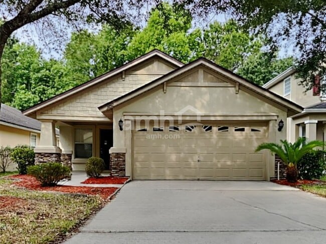 3842 Pebble Brooke Circle South