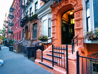 112 East 7th Street in New York, NY - Foto de edificio - Building Photo