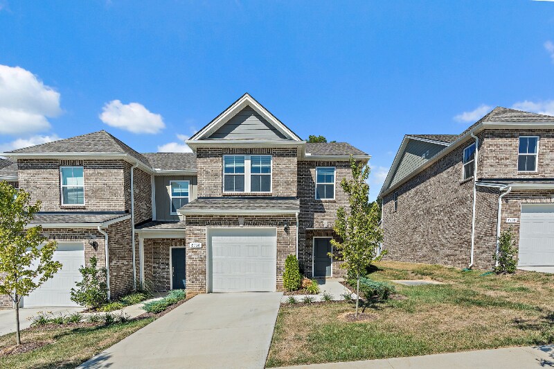 7136 Mapleside Ln in Fairview, TN - Building Photo