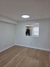 1144 1st St NW in Washington, DC - Foto de edificio - Building Photo