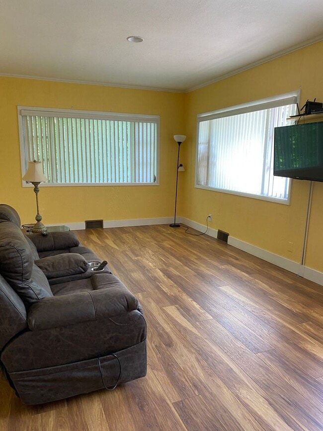 property at 2468 US-441