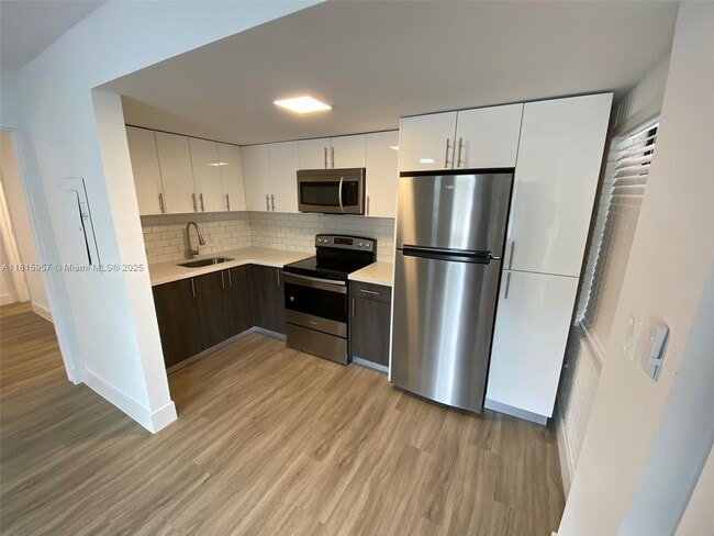 property at 11310 Peachtree Dr