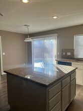 10057 Yellow Canary Ave in Las Vegas, NV - Building Photo - Building Photo