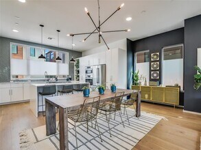 3100 Menchaca Rd in Austin, TX - Building Photo - Building Photo