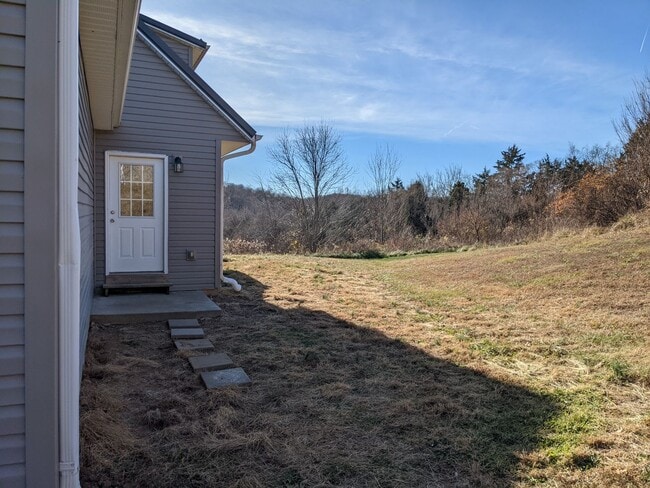 145 Horseshoe Valley Dr in Labadie, MO - Building Photo - Building Photo