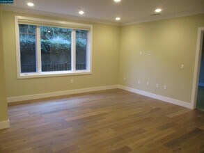 1003 Woodbury Rd in Lafayette, CA - Building Photo - Building Photo