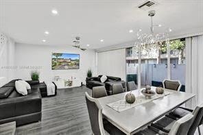 833 NW 81st Ave in Plantation, FL - Foto de edificio - Building Photo