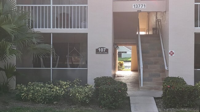 13771 Oneida Dr in Delray Beach, FL - Building Photo - Building Photo