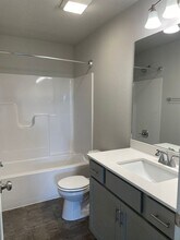 4632 NW 167th St in Urbandale, IA - Building Photo - Building Photo