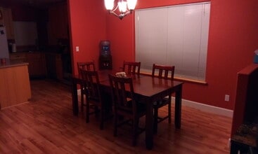 725 Washo Ln in Susanville, CA - Building Photo - Building Photo