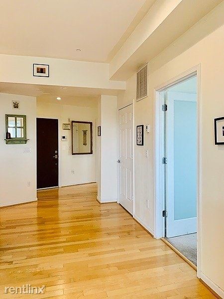 329 Rhode Island Ave NE in Washington, DC - Building Photo