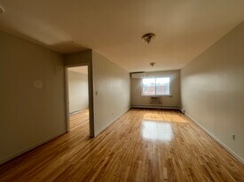 134-30 57th Rd in Queens, NY - Building Photo