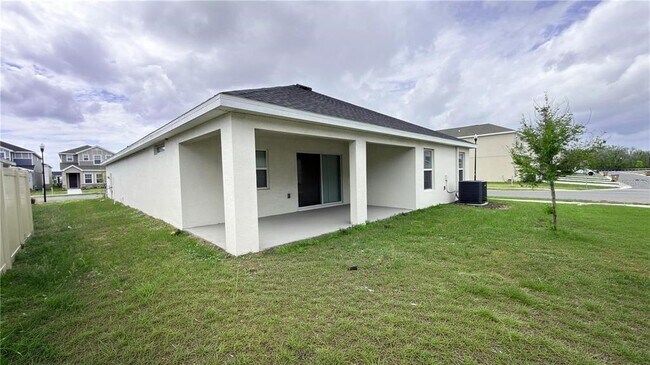 485 Windy Willow Wy in St. Cloud, FL - Building Photo - Building Photo