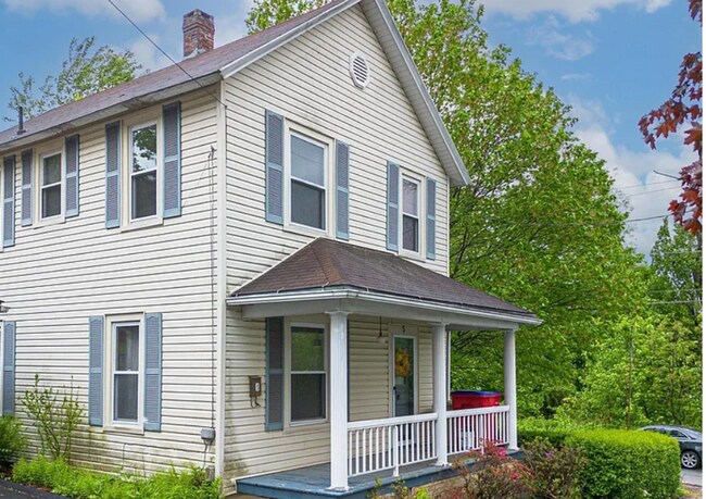 5 Harlem Ave in Carbondale, PA - Building Photo - Building Photo