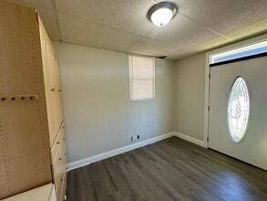 4532 Lafayette Ave in Cincinnati, OH - Building Photo - Building Photo