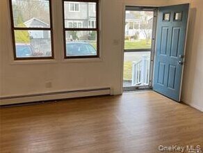 31 Locust Dr in Nesconset, NY - Building Photo - Building Photo