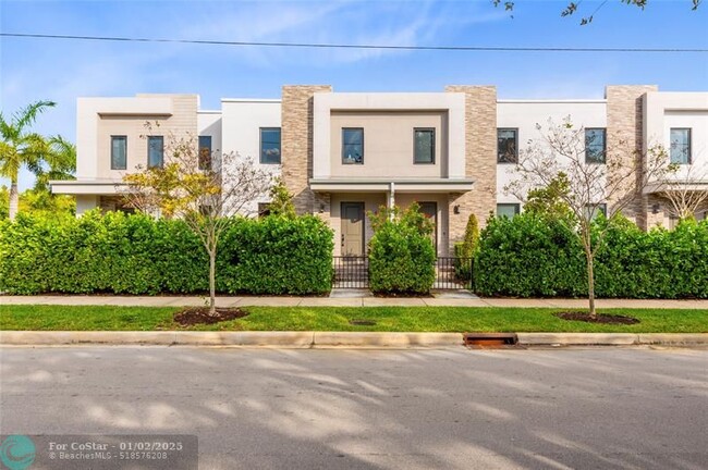 411 NW 17th St in Fort Lauderdale, FL - Foto de edificio - Building Photo