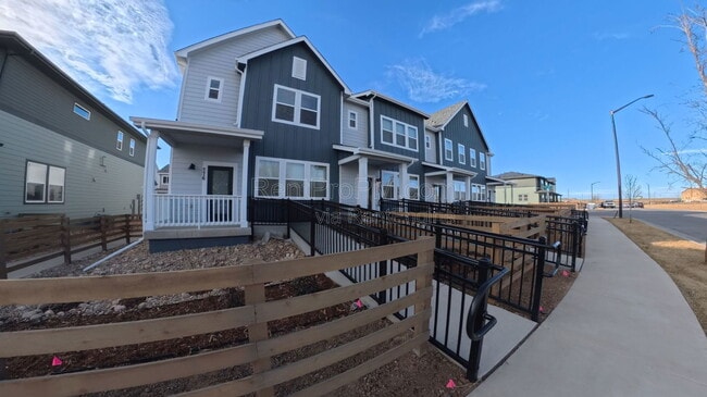 property at 776 Nob Hl Ln