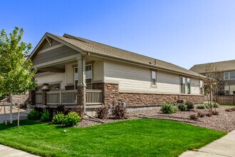 24446 E Ohio Dr in Aurora, CO - Foto de edificio - Building Photo