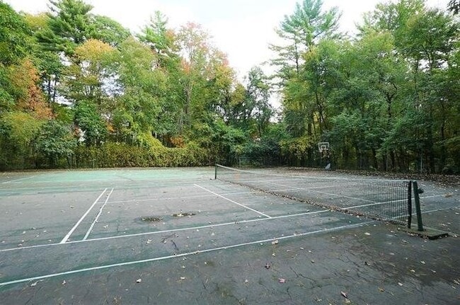 property at 2 Greenbriar Dr