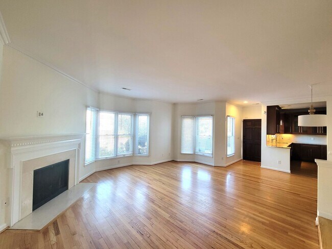 property at 407 Clarkson Green St