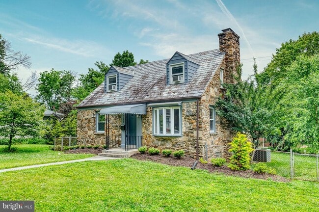 property at 6233 Woodcrest Ave