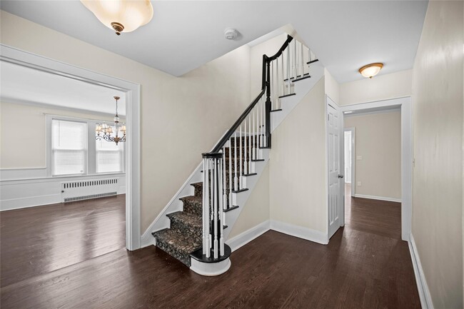 26 Crane Ave in White Plains, NY - Building Photo - Building Photo