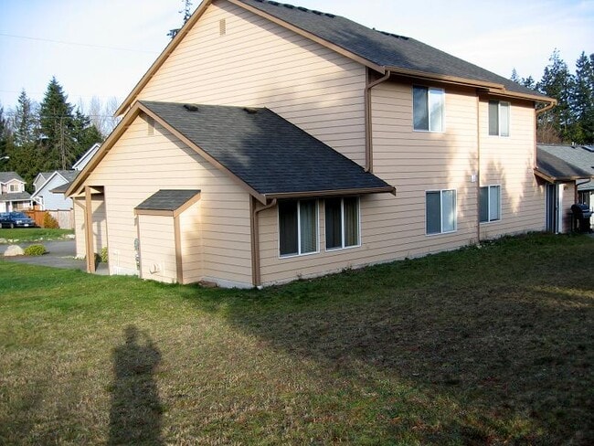 18901 24th Ave W in Lynnwood, WA - Building Photo - Building Photo