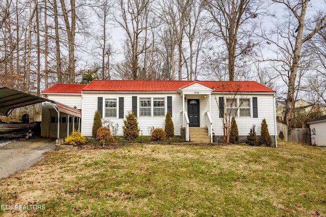 property at 319 Hermitage Dr