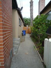15637-15637 Mansel Ave in Lawndale, CA - Building Photo - Building Photo