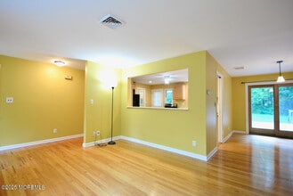 2 S Rochdale Ave in Roosevelt, NJ - Building Photo - Building Photo