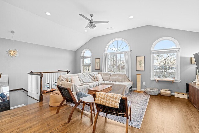 359 Webster Ave in Jersey City, NJ - Building Photo - Building Photo