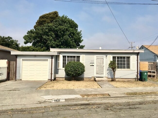 property at 1337 24th St