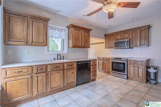128 N 4th St in Emmaus, PA - Building Photo - Building Photo