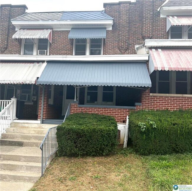 221 E South St in Allentown, PA - Building Photo - Building Photo