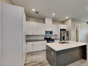 223 Oriole St in Houston, TX - Building Photo - Building Photo